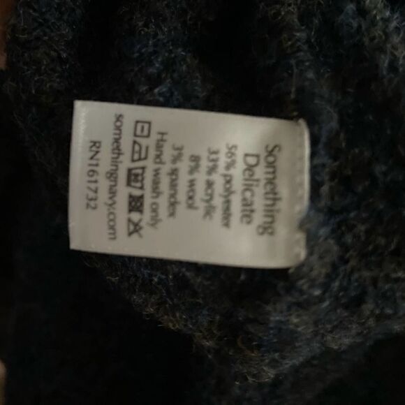 NEW Something Navy Black Maisie off the shoulder Sweater S / Small - Picture 7 of 8